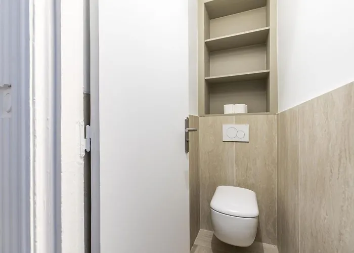 Place Leon Blum - Voltaire - 1 Bedroom Apartman *